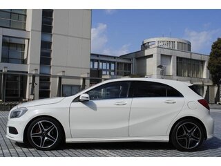 2013 Mercedes-Benz A-Класс 180 III (W176), белый, 950000 рублей, вид 4