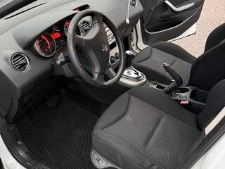 2012 Peugeot 308 I Рестайлинг, белый, 475000 рублей, вид 5