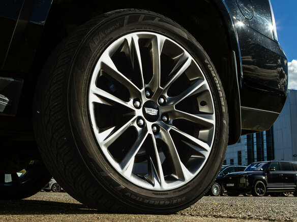 2019 Cadillac Escalade IV, чёрный, 3650000 рублей - вид 12