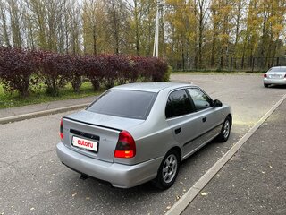 2004 Hyundai Accent ТагАЗ II, серебристый, 203000 рублей, вид 3
