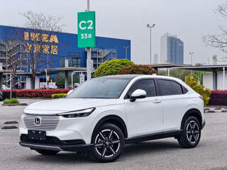 2022 Honda Vezel II, белый, 1720000 рублей, вид 1