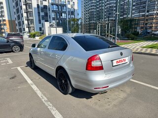 2010 Skoda Octavia II (A5) Рестайлинг, серебристый, 595000 рублей, вид 2