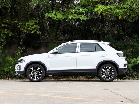 2026 Volkswagen T-Roc I (China Market) Рестайлинг, белый, 2450000 рублей, вид 4