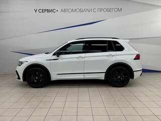 2021 Volkswagen Tiguan II Рестайлинг, белый, 4080000 рублей, вид 2