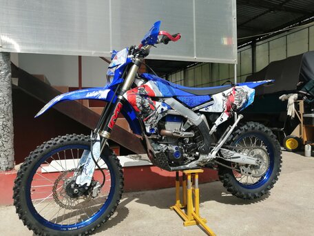 2023 Yamaha WR450F, синий, 810000 рублей, вид 4