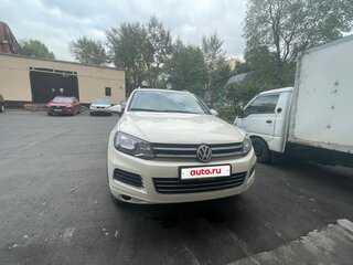 2011 Volkswagen Touareg II, белый, 1500000 рублей, вид 1