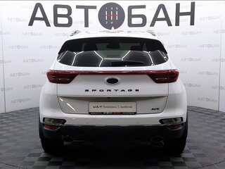 2021 Kia Sportage IV Рестайлинг, белый, 2800000 рублей, вид 5