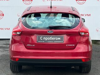 2016 Ford Focus III Рестайлинг, красный, 888000 рублей, вид 4
