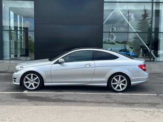 2011 Mercedes-Benz C-Класс 180 III (W204) Рестайлинг, серебристый, 1990000 рублей, вид 3