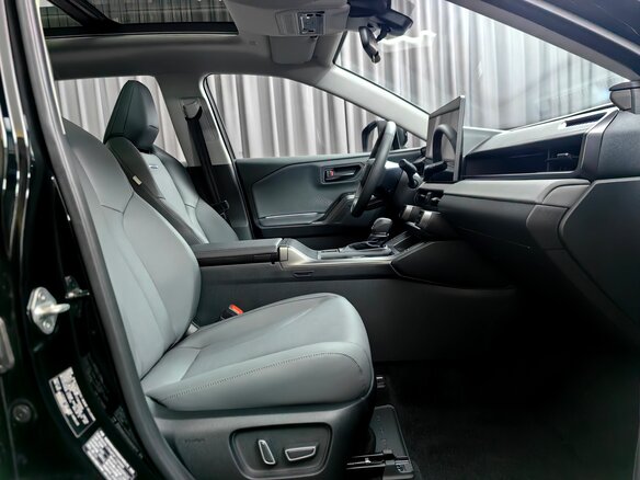 2026 Toyota RAV4 VI (XA60), чёрный - вид 23