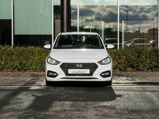2020 Hyundai Solaris II, белый, 1270000 рублей, вид 3