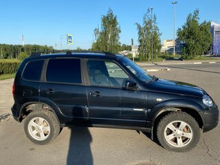 2014 Chevrolet Niva I Рестайлинг, чёрный, 419000 рублей, вид 5