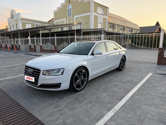 2014 Audi A8 III (D4) Рестайлинг, белый, 2149999 рублей