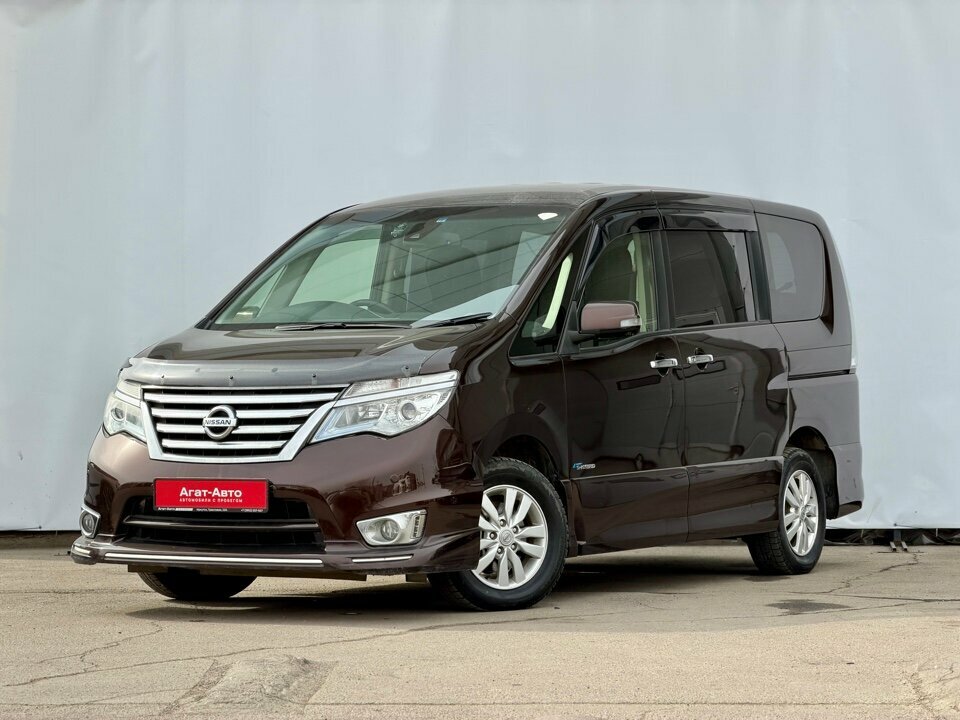 Открыть фотографии: Nissan Serena IV (C26)