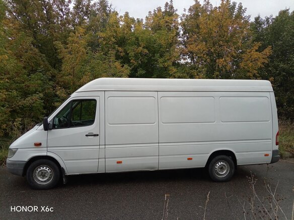 2015 Mercedes-Benz Sprinter Classic, белый, 1100000 рублей - вид 2