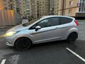 2009 Ford Fiesta Mk6, серебристый - вид 1