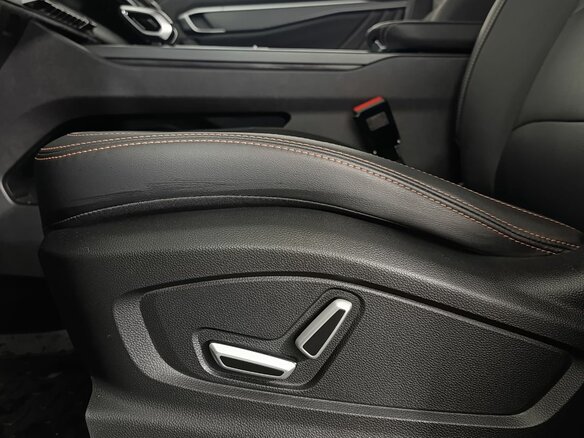 2024 Geely Okavango I Рестайлинг, белый, 2740000 рублей - вид 9