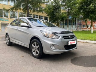 2012 Hyundai Solaris I, серебристый, 630000 рублей, вид 4