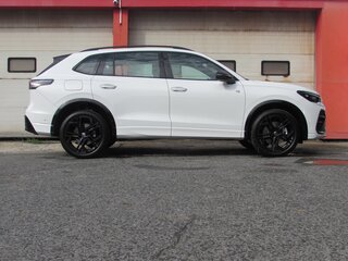 2026 Volkswagen Tiguan L Pro III (China Market), белый, 4750000 рублей, вид 3