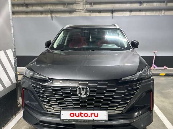 2022 Changan CS55 Plus II, серый, 2000000 рублей - вид 2