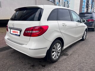 2014 Mercedes-Benz B-Класс 180 II (W246) Рестайлинг, белый, 1250000 рублей, вид 5