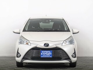 2018 Toyota Vitz III (XP130) Рестайлинг, белый, 1029000 рублей, вид 3
