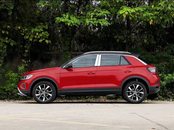 2026 Volkswagen T-Roc I (China Market) Рестайлинг, красный - вид 1