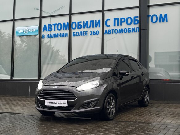 2017 Ford Fiesta Mk6 Рестайлинг, серый, 675000 рублей