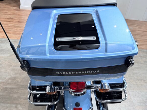 2011 Harley-Davidson Electra Glide, голубой, 1299000 рублей - вид 13
