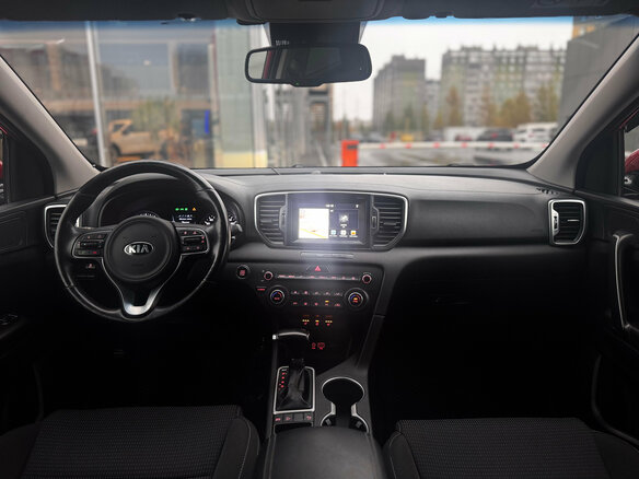2017 Kia Sportage IV, красный, 1660000 рублей - вид 10