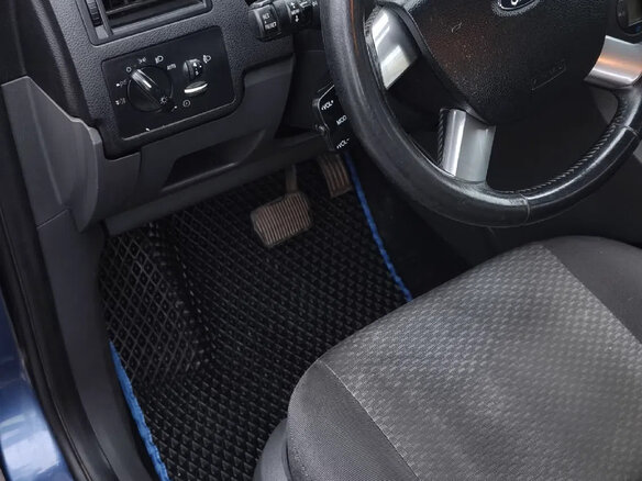 2005 Ford C-MAX I, синий, 330000 рублей - вид 8