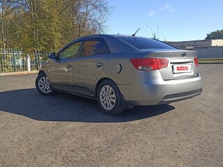 2012 Kia Cerato 6-speed II, серебристый, 435000 рублей, вид 5