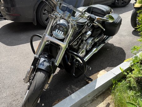 2011 Harley-Davidson V-Rod Muscle, чёрный, 970000 рублей, вид 3