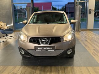 2013 Nissan Qashqai I Рестайлинг, бежевый, 845000 рублей, вид 2