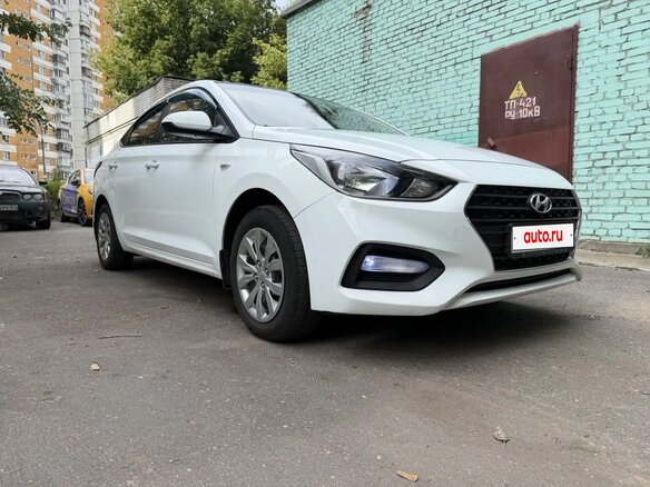 2017 Hyundai Solaris II, белый - вид 1