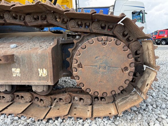 2017 Komatsu PC300, жёлтый - вид 16