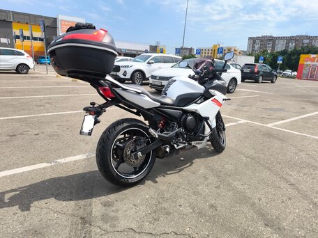 2011 Yamaha XJ6 (FZ6R), белый, 580000 рублей, вид 4
