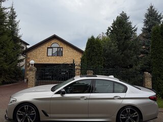 2018 BMW 5 серии M550d xDrive VII (G30/G31/G38), серый, 5300000 рублей, вид 3