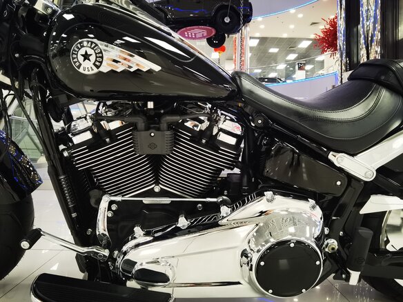 2025 Harley-Davidson Fat Boy, чёрный, 3300000 рублей - вид 24