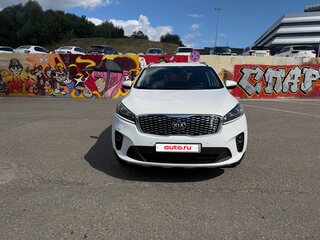 2018 Kia Sorento III Prime Рестайлинг, белый, 2200000 рублей, вид 3