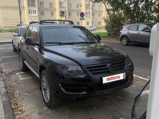 2007 Volkswagen Touareg I Рестайлинг, чёрный, 1350000 рублей, вид 1