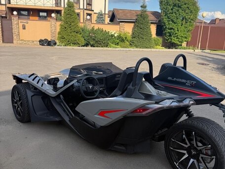 2022 Polaris Slingshot, серый, 4444444 рублей, вид 3
