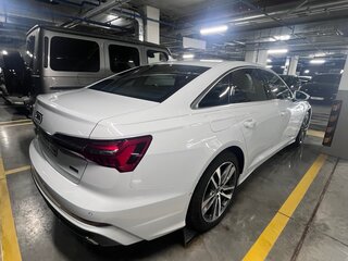 2021 Audi A6 45 TFSI V (C8), белый, 4300000 рублей, вид 2