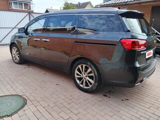 2020 Kia Carnival III, серый, 2915000 рублей, вид 5