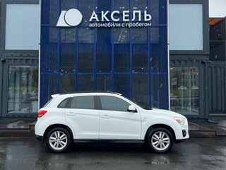 2012 Mitsubishi ASX I Рестайлинг, белый, 977000 рублей, вид 4