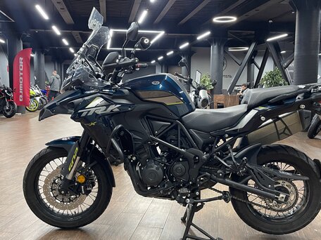 2025 Benelli TRK 502 X, синий, 490000 рублей, вид 5