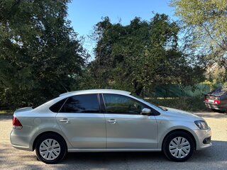 2011 Volkswagen Polo V, серебристый, 750000 рублей, вид 4