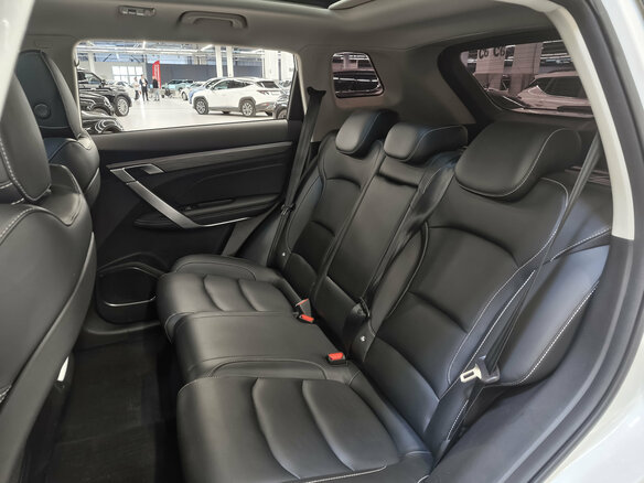 2022 Geely Atlas Pro, белый, 1639000 рублей - вид 6