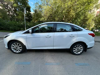 2016 Ford Focus III Рестайлинг, белый, 1050000 рублей, вид 4