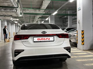 2019 Kia Cerato IV, белый, 1620000 рублей, вид 3